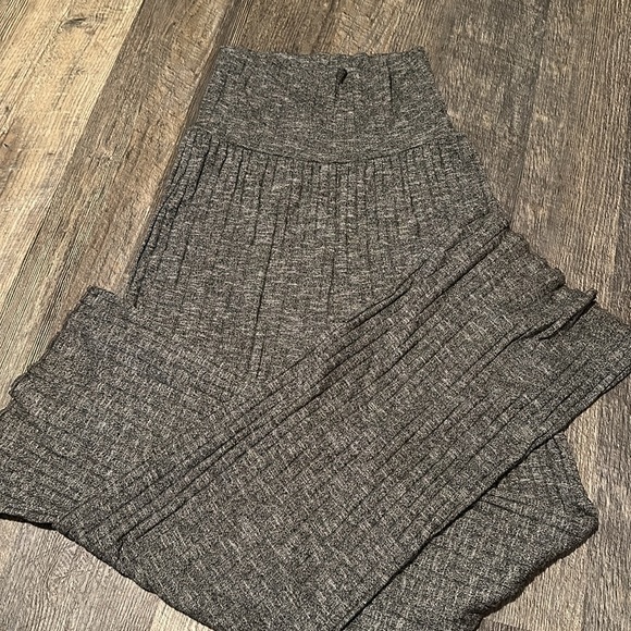 2 pair cozy flared pants - Picture 4 of 5